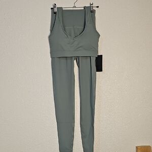 Women's Stylish Gray Leggings Set